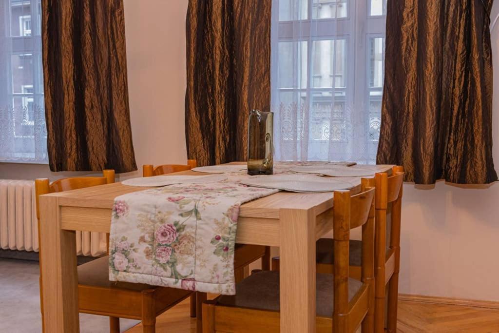 Apartament Brama Chlebnicka Gdańsk Exterior foto